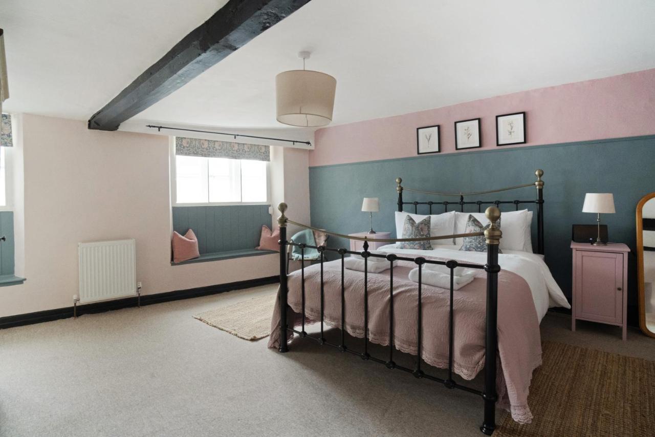 Appartamento Redesdale View, High Street With Private Garden Moreton-in-Marsh Esterno foto
