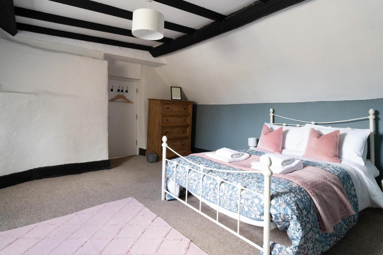 Appartamento Redesdale View, High Street With Private Garden Moreton-in-Marsh Esterno foto